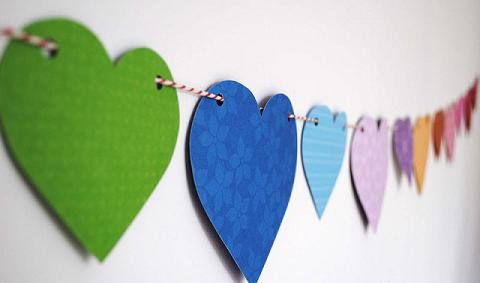 heart-bunting heart-bunting